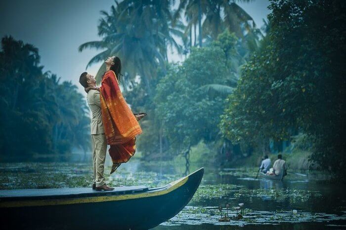 Blissful Munnar Thekkady Alleppey Honeymoon Package
